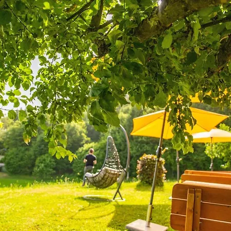 Sonnenhugel Guest house Portschach am Woerthersee